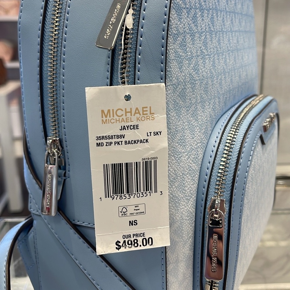 MICHAEL KORS Jaycee Medium Ombré Signature Logo Backpack
Light Sky
NWT - Picture 13 of 16